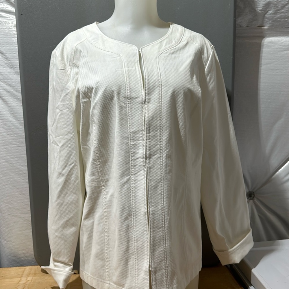 CHICOS white jacket - Picture 1 of 8